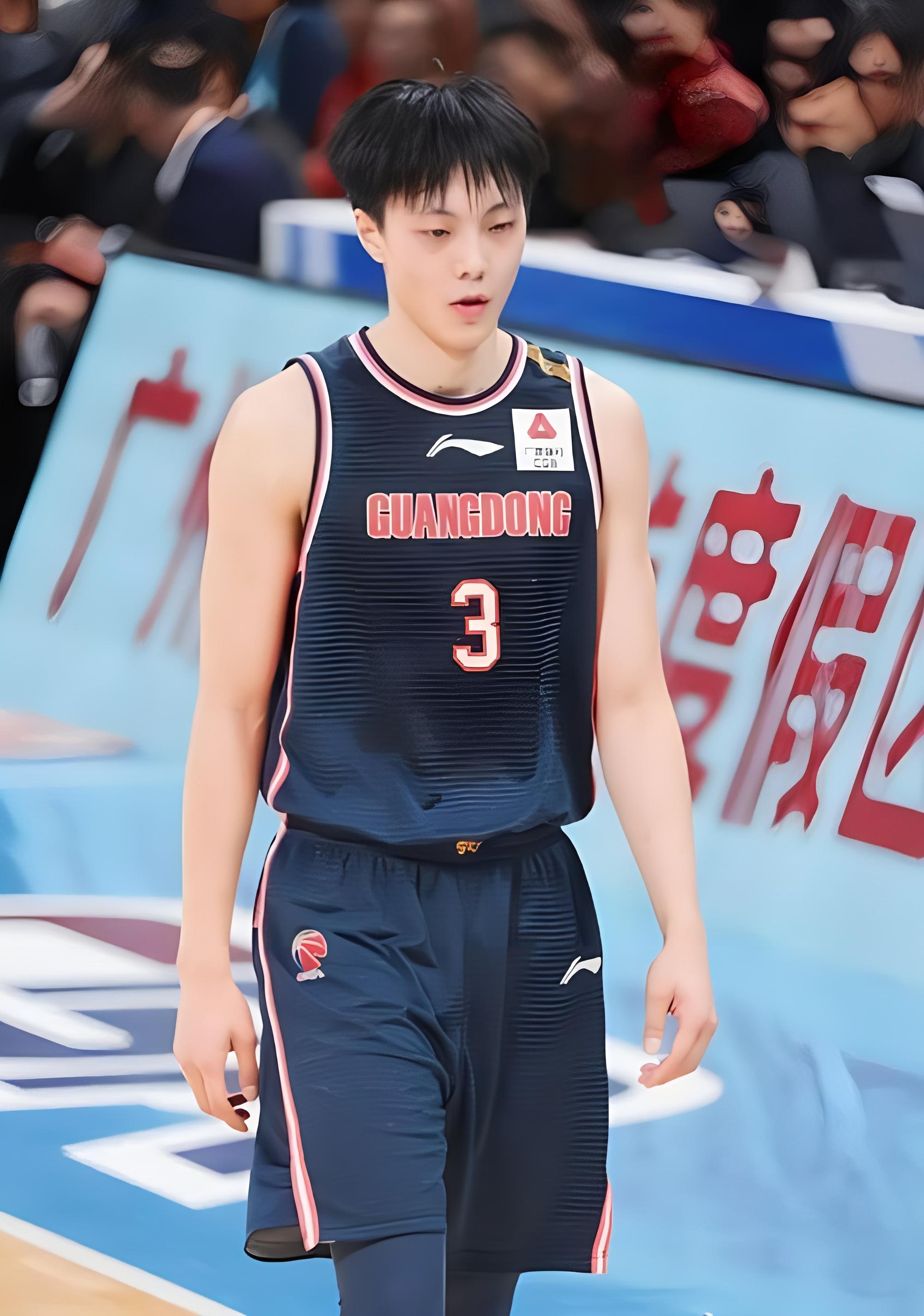 广东队击败对手,再次登上领先位置 广东队击败对手,再次登上领先位置