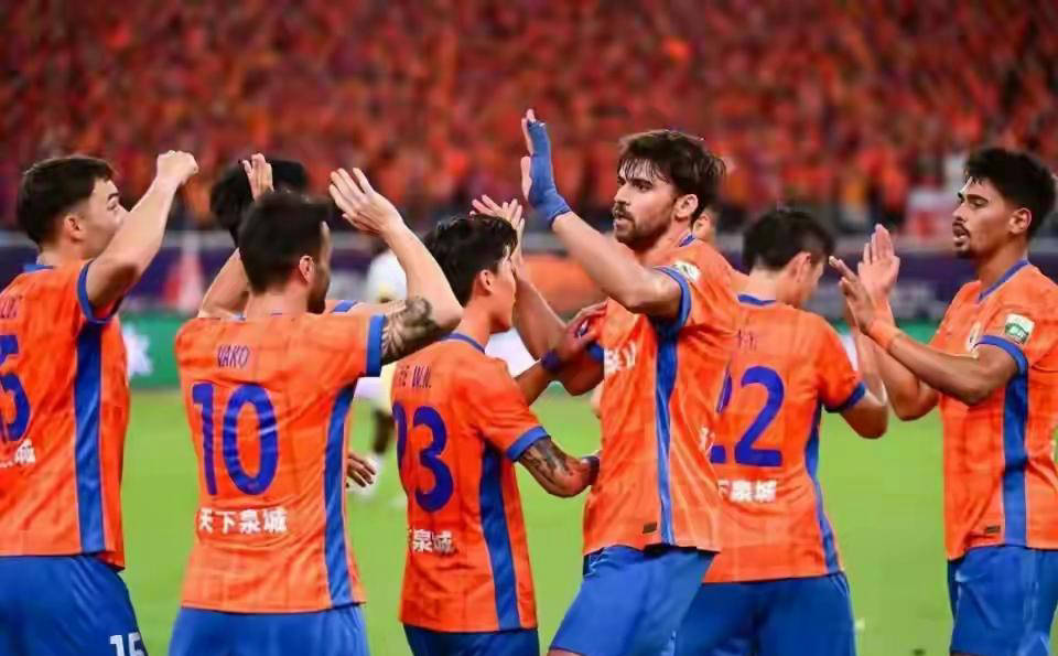红牌飘扬,亚洲足球豪门争取亚冠冠军 红牌飘扬,亚洲足球豪门争取亚冠冠军