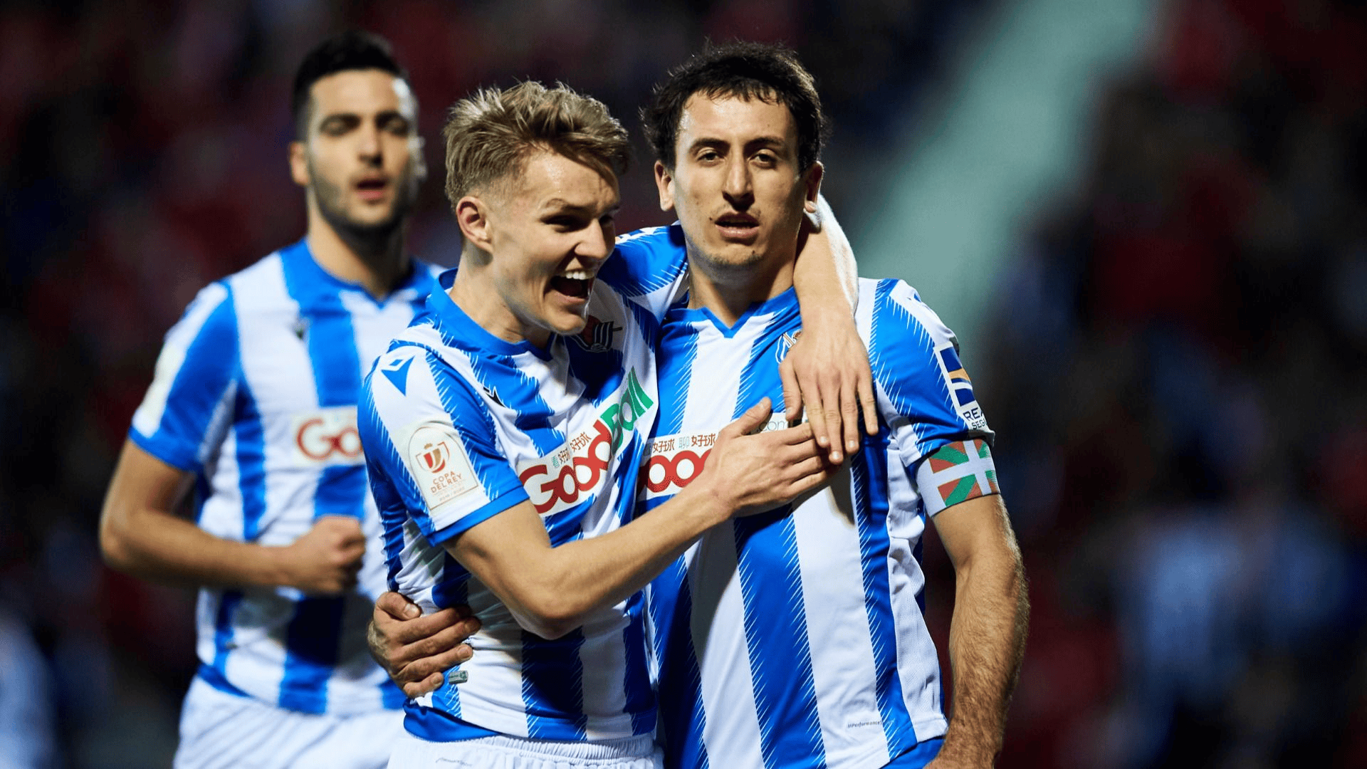 赫塔菲年轻后卫表现出色,稳健防守 赫塔菲年轻后卫表现出色,稳健防守