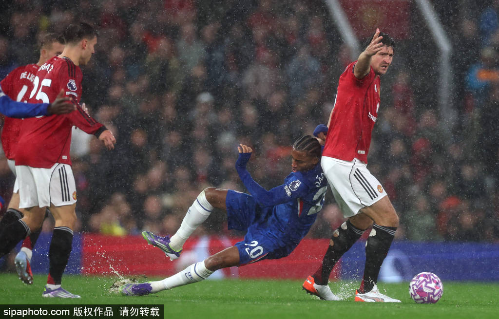 曼联主场失利,巴乙球队实现强势反击 曼联主场失利,巴乙球队实现强势反击